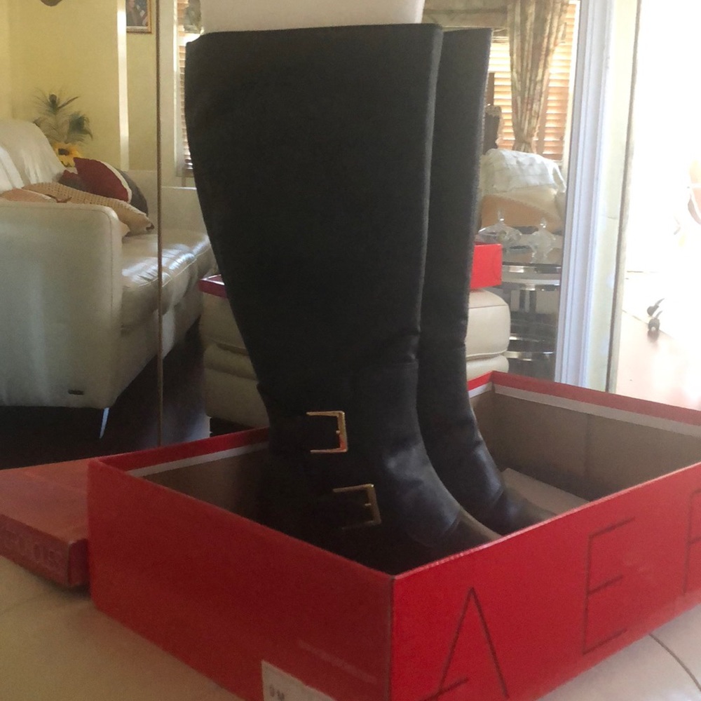 Aerosole Boots Size 9 Brand New never worn